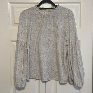 Vince Camuto bell sleeve top